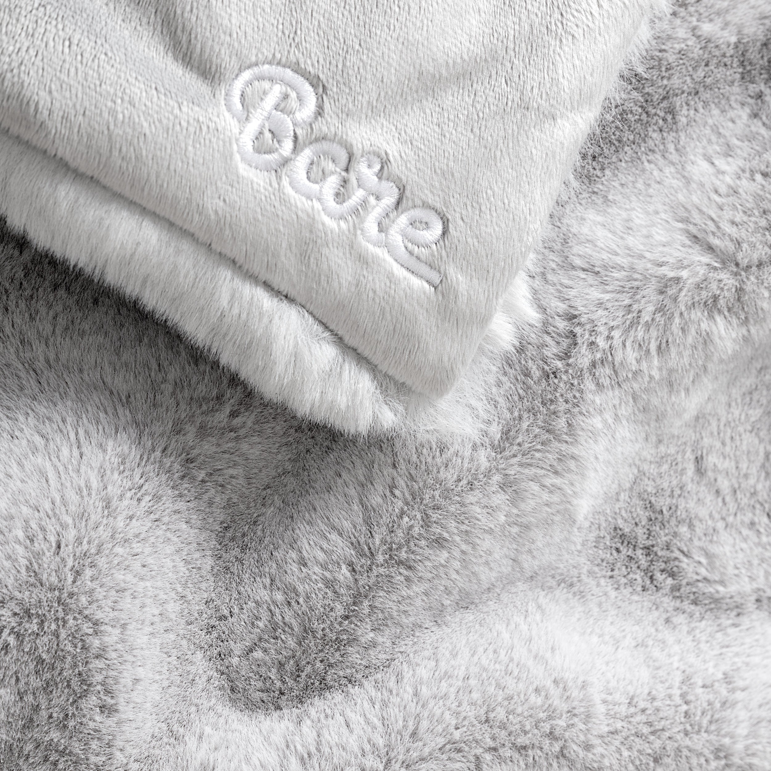 Faux fur blanket with Bare logo