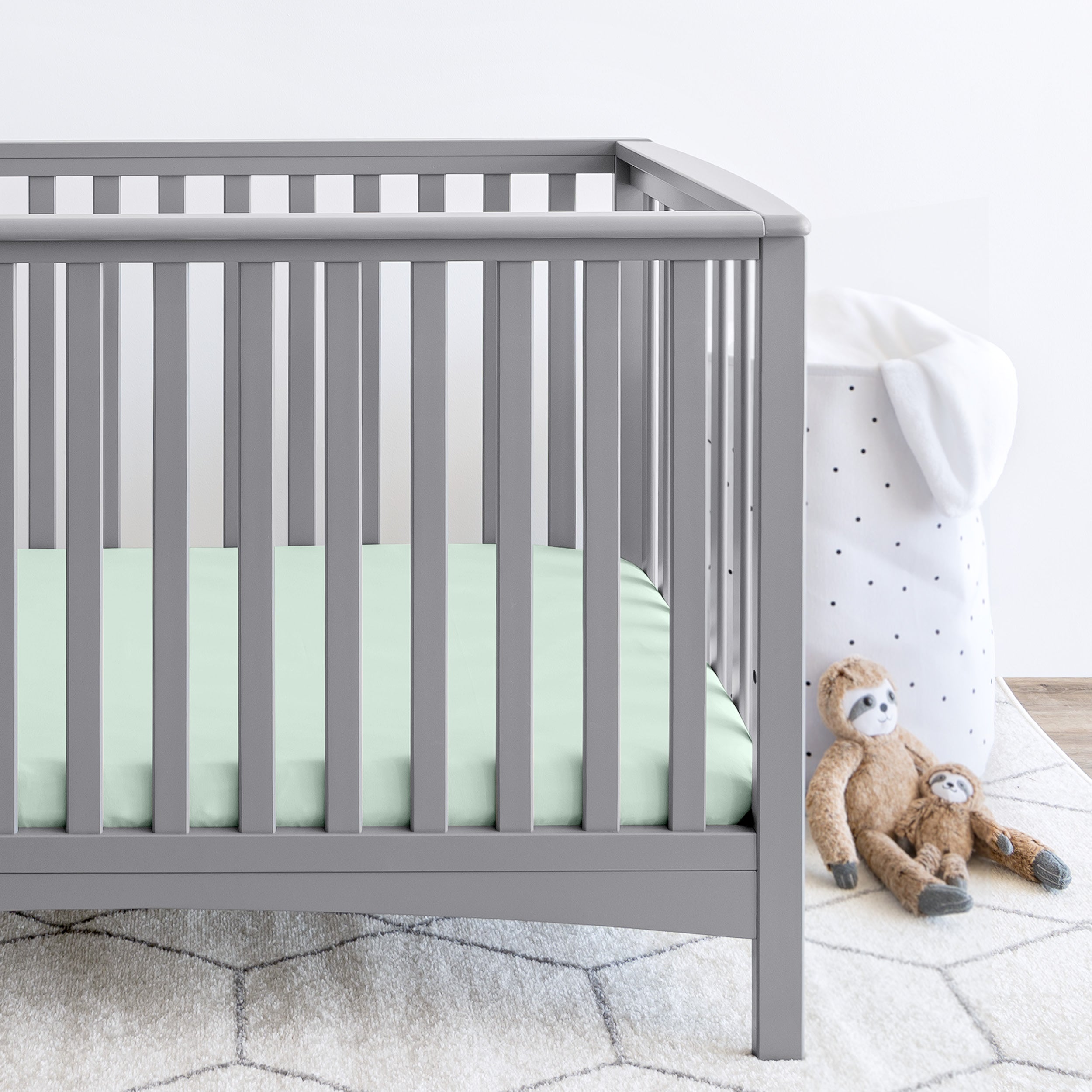 SpringMint_MF_FittedSheet_Crib_3pk_NC_2.jpg