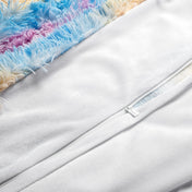 Shaggy duvet with a zipper closure