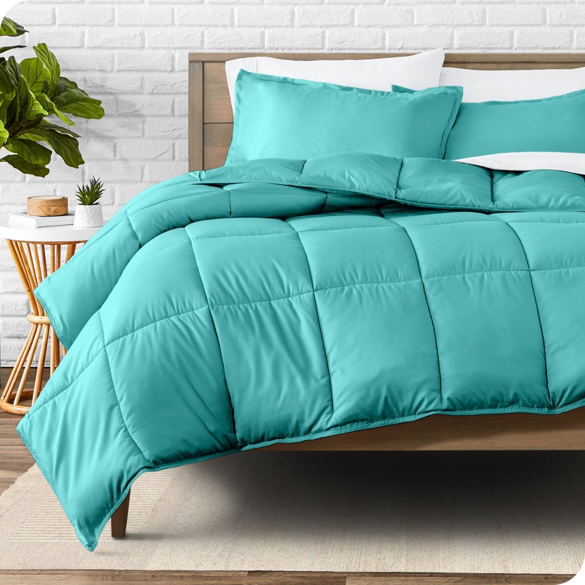 Down Alternative Box Stitch Comforter Set