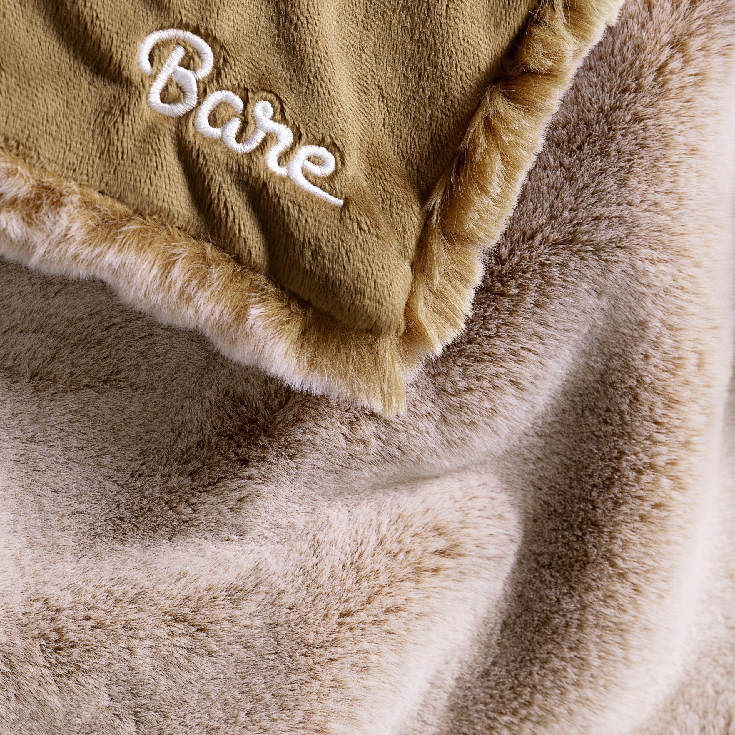Faux fur blanket with Bare logo