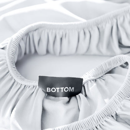 Close up of the tag on the fitted bamboo sheet.
