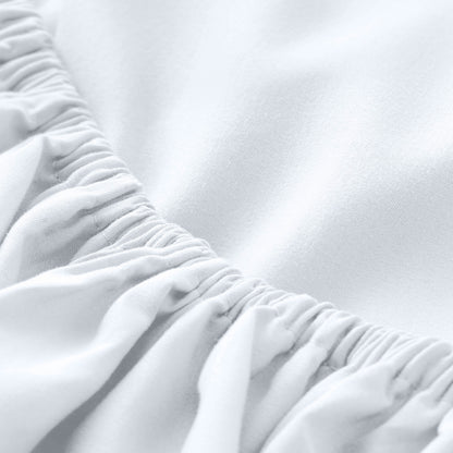 Close-up of fitted sheet with all around elastic