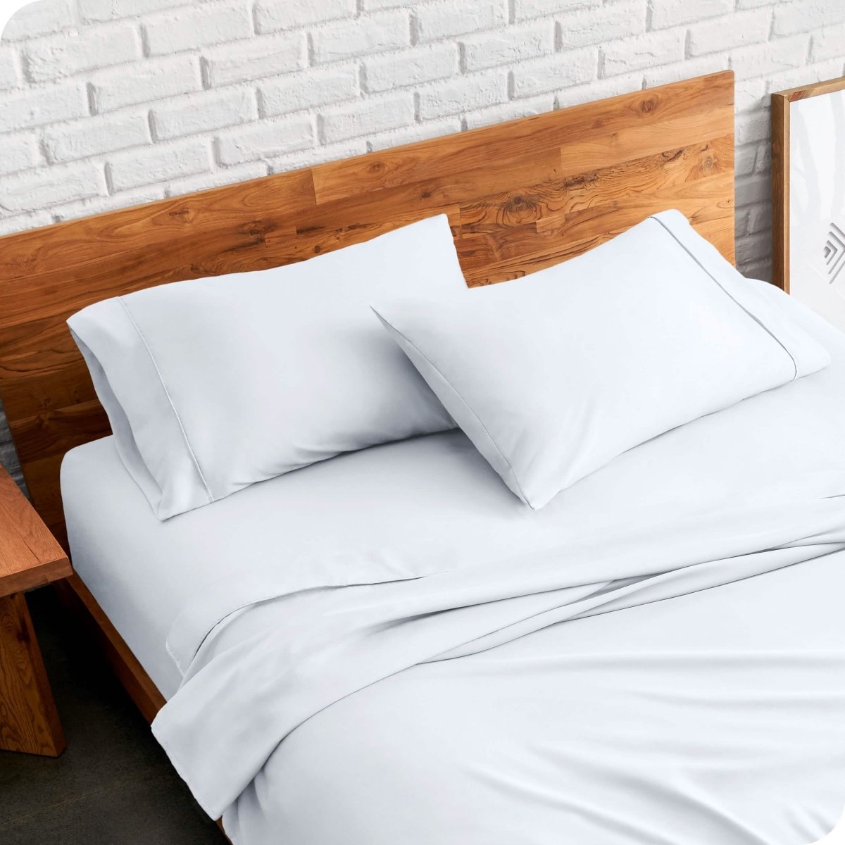 Matching sheets and pillowcases on a bed