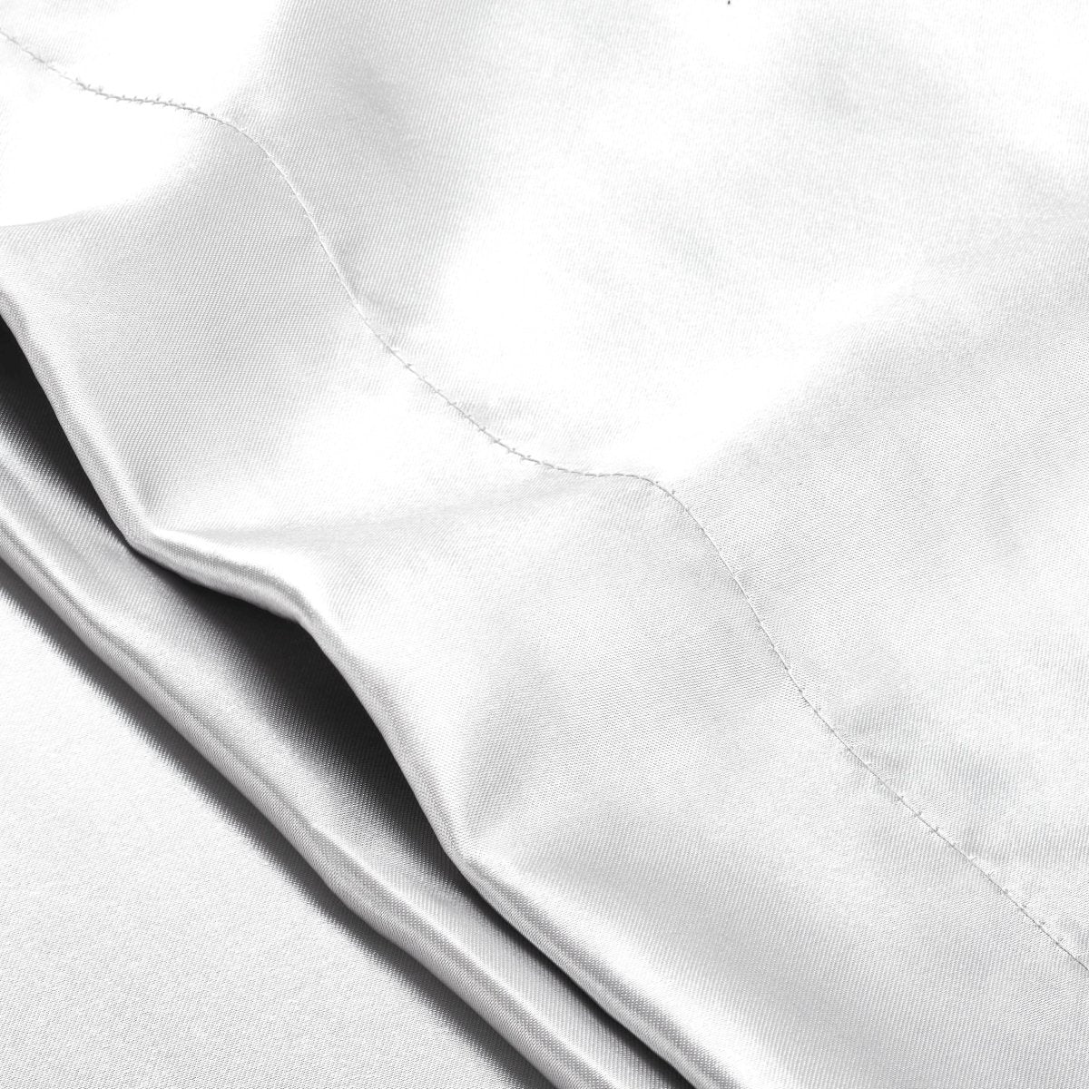 Close-up of the envelope closure on the satin pillowcase