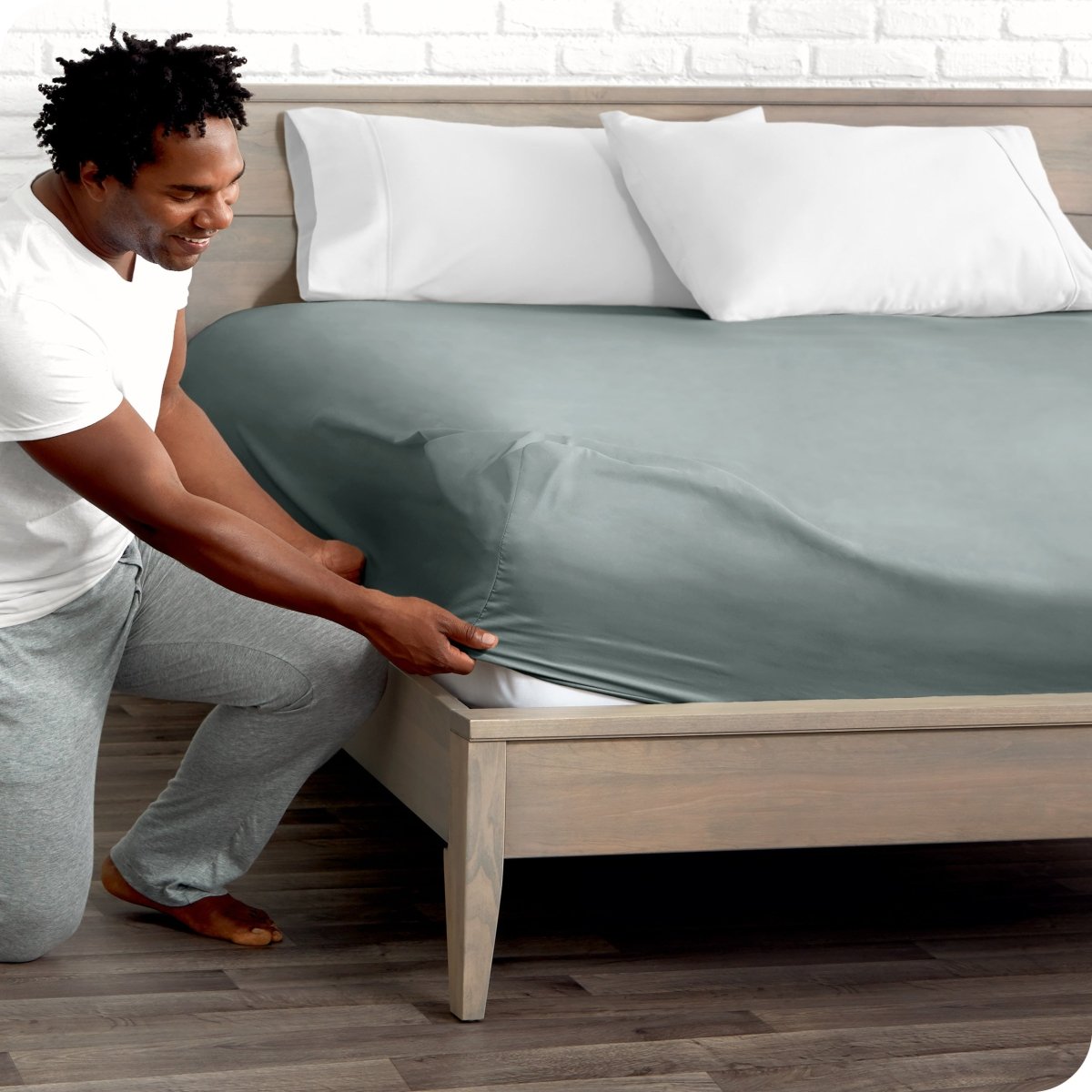 Microfiber Fitted Sheet - Bare Home