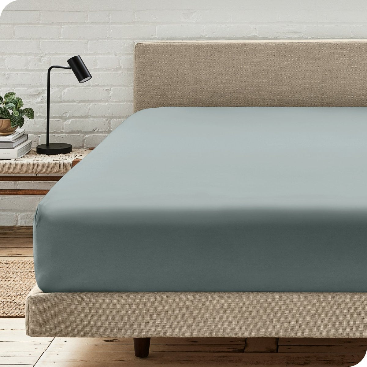 Microfiber Fitted Sheet - Bare Home